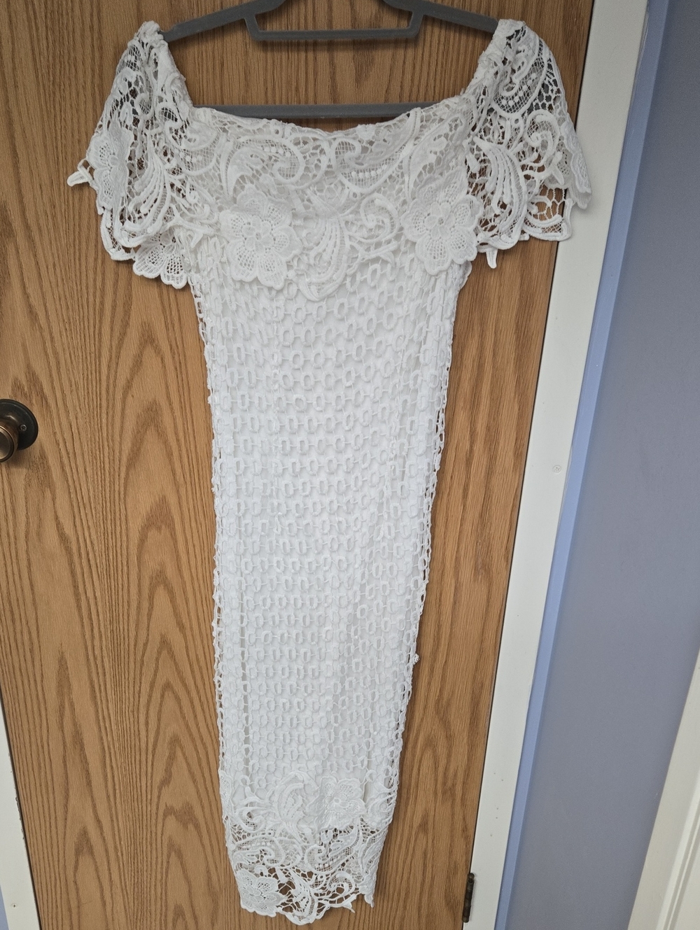Boohoo White Off-Shoulder Lace Midi Dress